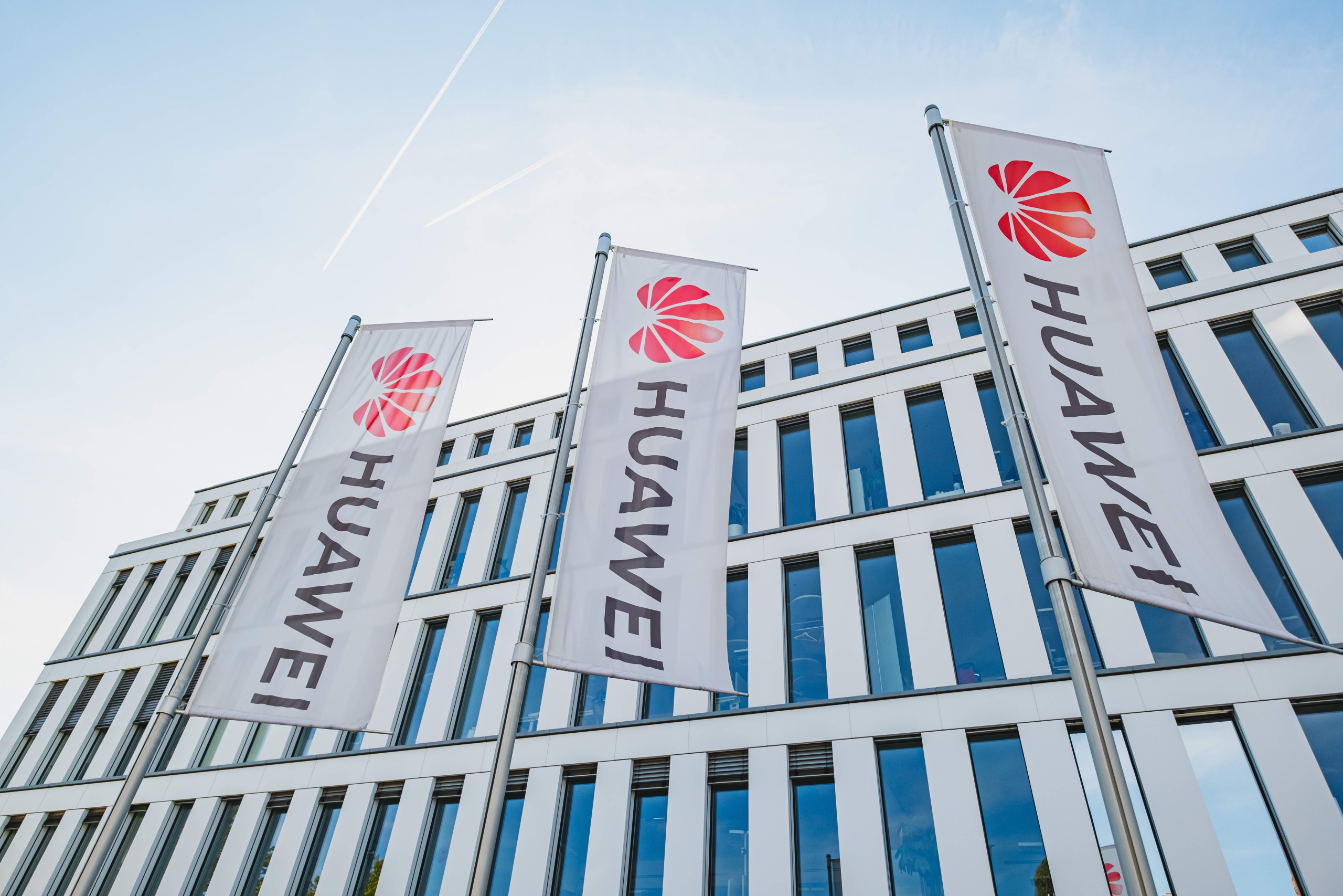 Huawei en Europe : Interdiction Potentielle de la Commission image rlphv8p5ct.png