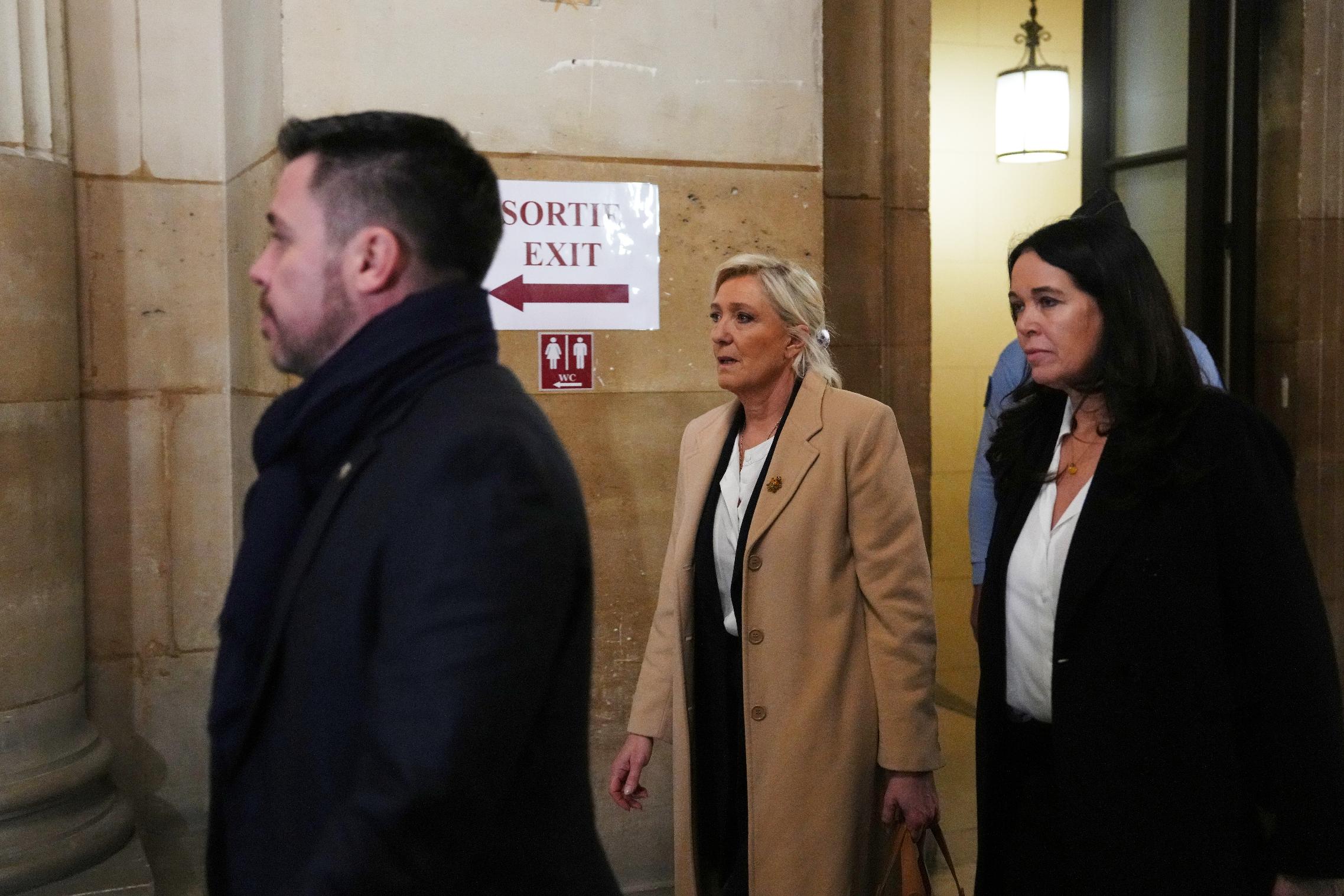 Marine Le Pen et le jugement controversé du 7 juillet : enjeux de la fraude image f2ff3e5d 29d9 4a14 a36d 0e5d0a33625e.png
