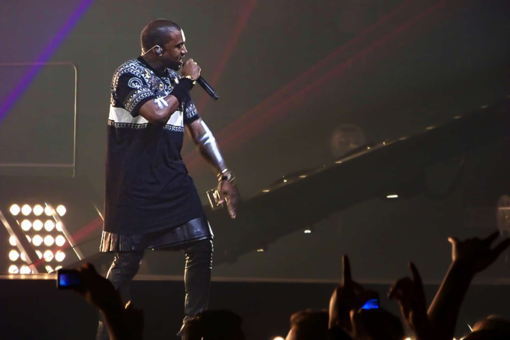 Kanye West à Marseille : Quand la ville refuse la haine et le nazisme image a8bf8496 44e3 442c 8ae4 6444f4b67f1f.png